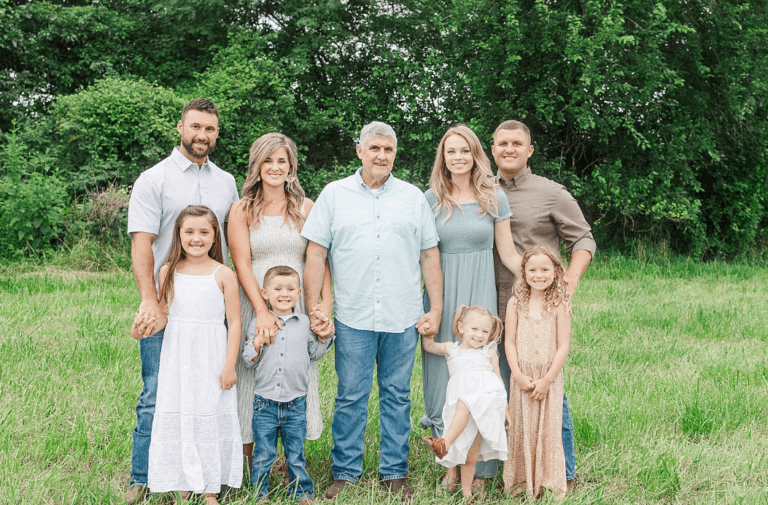 Watch Missouri Mountain Family in USA