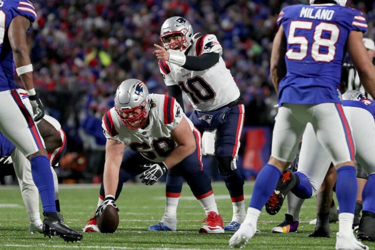 Watch Patriots vs Bills NFL 2023 Outside USA on ESPN Plus